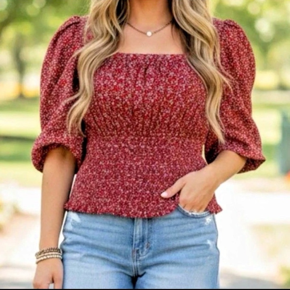 Universal Thread Red Floral Square-Neck Puff Sleeve Top - Picture 2 of 6